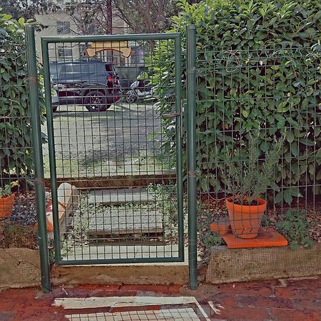 شقة La Piccola Oasi Con Parcheggio فلورنس المظهر الخارجي الصورة